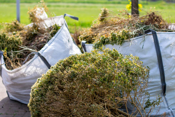 Best Garage Cleanout Services  in Moundridge, KS