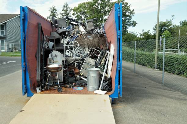 Best Trash Removal Near Me  in Moundridge, KS