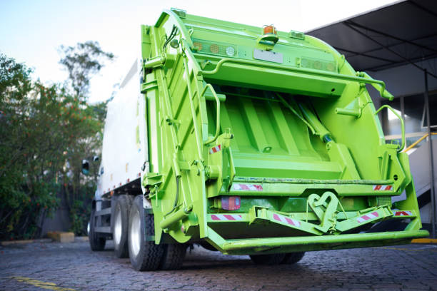 Best Commercial Cleanout Services  in Moundridge, KS