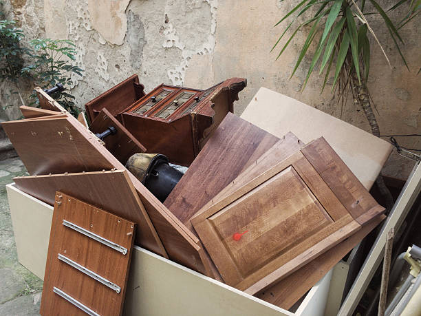 Best Yard Cleanup Services  in Moundridge, KS